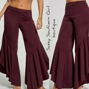 🆕⭐Wine red boho ruffle wide leg pants⭐